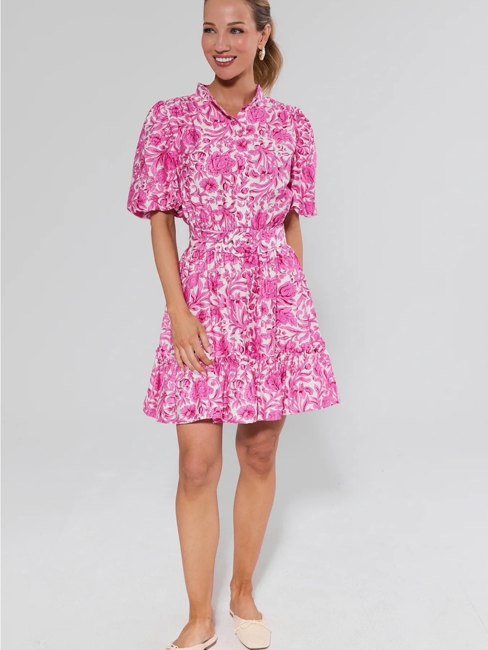 Pink Floral Puff-Sleeve Short Dress